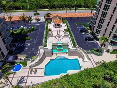 4330 N A1a Hutchinson Island FL 34949