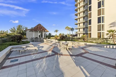 4330 N A1a Hutchinson Island FL 34949