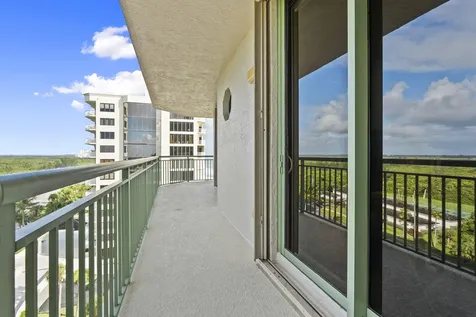4330 N A1a Hutchinson Island FL 34949