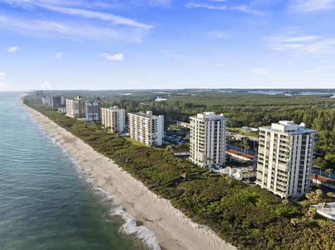 4330 N A1a Hutchinson Island FL 34949