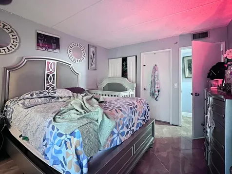 604 Meadows Circle Boynton Beach FL 33436
