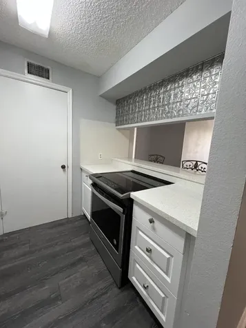2315 N Congress Avenue Boynton Beach FL 33426