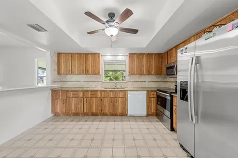 357 Nw Hogan Street Port Saint Lucie FL 34983
