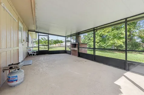 357 Nw Hogan Street Port Saint Lucie FL 34983