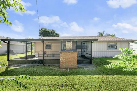 357 Nw Hogan Street Port Saint Lucie FL 34983