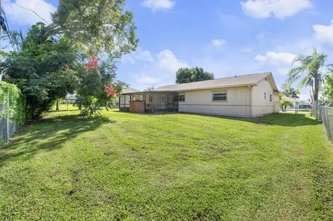 357 Nw Hogan Street Port Saint Lucie FL 34983