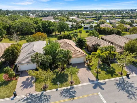 9686 Sw Glenbrook Drive Port Saint Lucie FL 34987