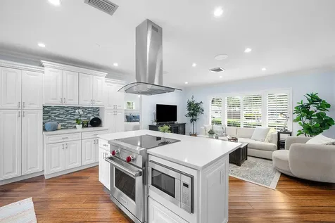 1365 Sw 13th Place Boca Raton FL 33486