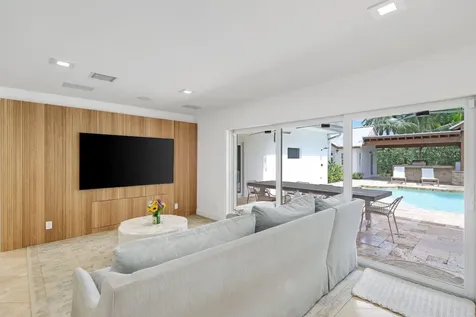 2938 Banyan Boulevard Circle Boca Raton FL 33431