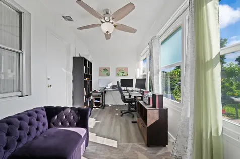 1025 S Drive Delray Beach FL 33445