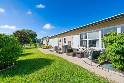 1025 S Drive Delray Beach FL 33445