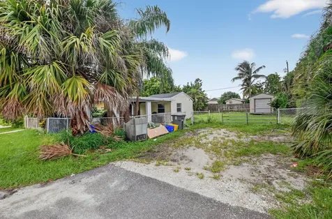 1079 Highview Road Lake Worth FL 33462