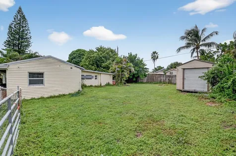 1079 Highview Road Lake Worth FL 33462