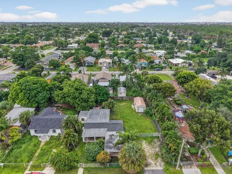 1079 Highview Road Lake Worth FL 33462