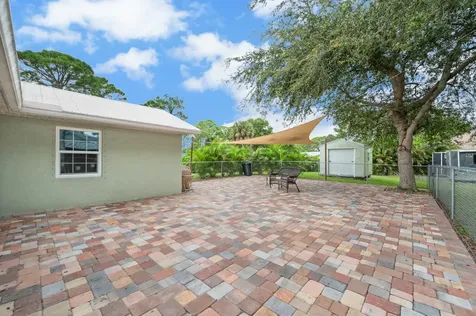 606 Gregory Street Fort Pierce FL 34982