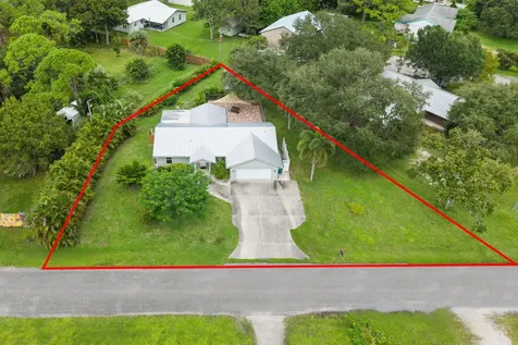 606 Gregory Street Fort Pierce FL 34982