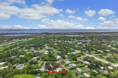 606 Gregory Street Fort Pierce FL 34982