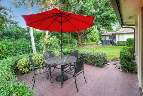 428 Pine Villa Drive Atlantis FL 33462