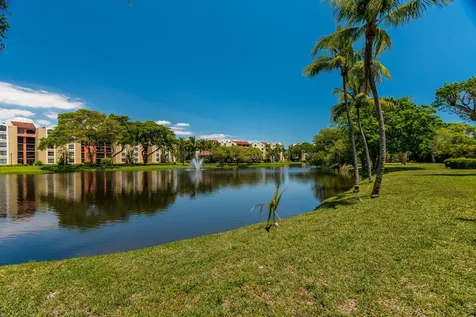 825 Egret Circle Delray Beach FL 33444