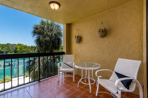 825 Egret Circle Delray Beach FL 33444