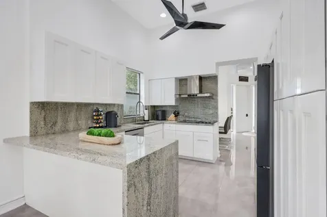 10106 Spyglass Way Boca Raton FL 33498