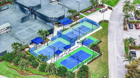 10106 Spyglass Way Boca Raton FL 33498