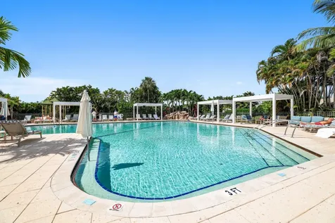 10106 Spyglass Way Boca Raton FL 33498