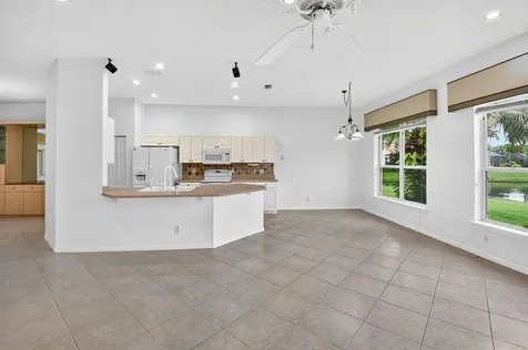 7975 Rockford Road Boynton Beach FL 33472