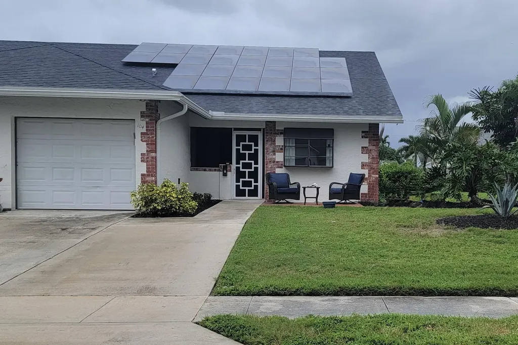 104 Arrowhead Circle Jupiter FL 33458