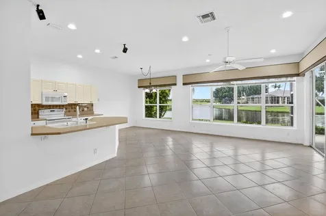 7975 Rockford Road Boynton Beach FL 33472