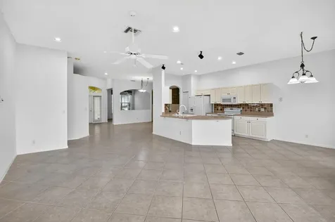 7975 Rockford Road Boynton Beach FL 33472