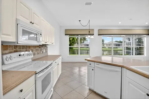 7975 Rockford Road Boynton Beach FL 33472