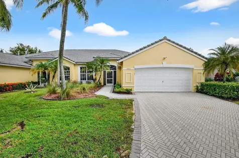 7975 Rockford Road Boynton Beach FL 33472