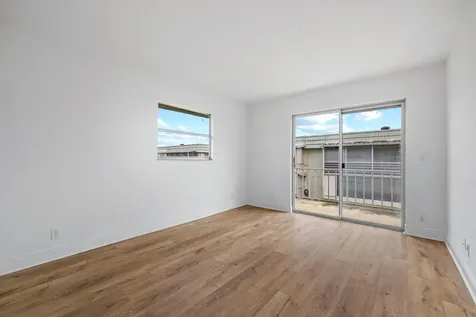 613 Monaco M Delray Beach FL 33446