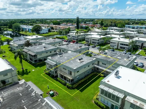 613 Monaco M Delray Beach FL 33446
