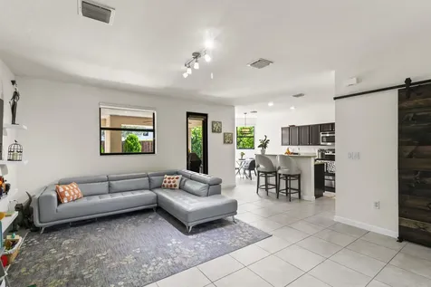 11823 Sw 151st Place Miami FL 33196