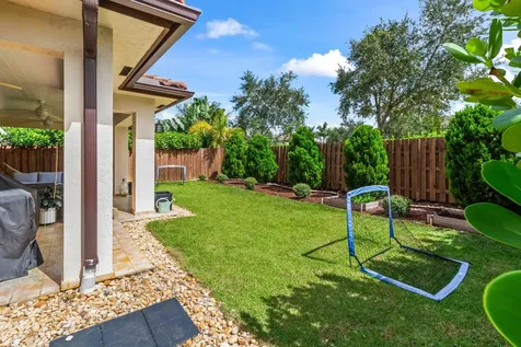 11823 Sw 151st Place Miami FL 33196