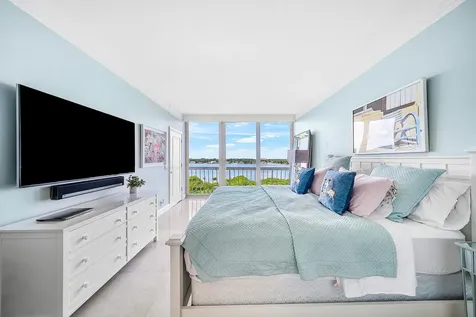 2100 S Ocean Boulevard Palm Beach FL 33480