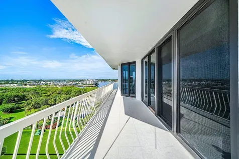 2100 S Ocean Boulevard Palm Beach FL 33480