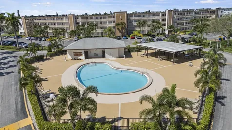 2069 Guildford D Boca Raton FL 33434