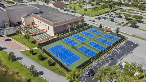 2069 Guildford D Boca Raton FL 33434