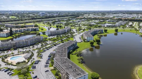 2069 Guildford D Boca Raton FL 33434