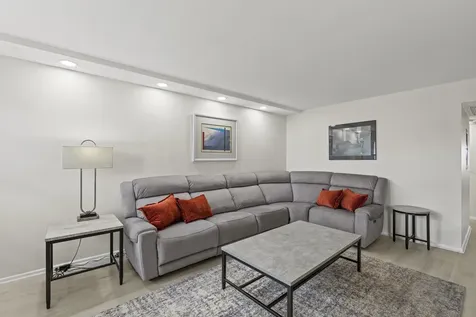 2069 Guildford D Boca Raton FL 33434