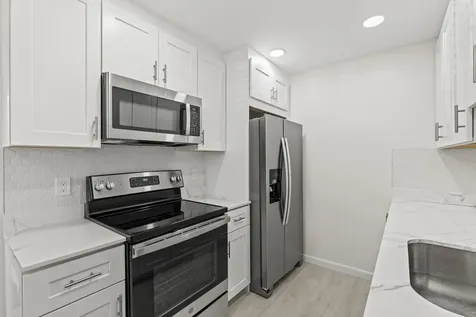2069 Guildford D Boca Raton FL 33434