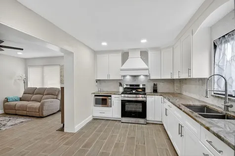 5008 Parker Avenue West Palm Beach FL 33405