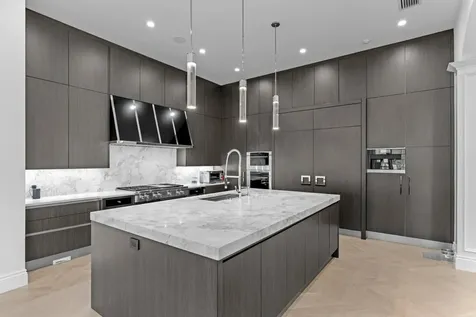 111 Via Palacio Palm Beach Gardens FL 33418