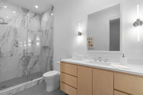 111 Via Palacio Palm Beach Gardens FL 33418