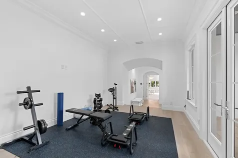 111 Via Palacio Palm Beach Gardens FL 33418