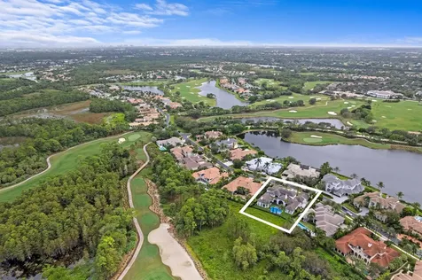 111 Via Palacio Palm Beach Gardens FL 33418