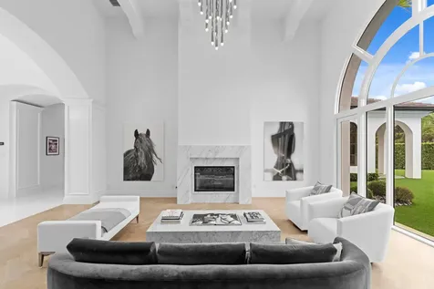 111 Via Palacio Palm Beach Gardens FL 33418